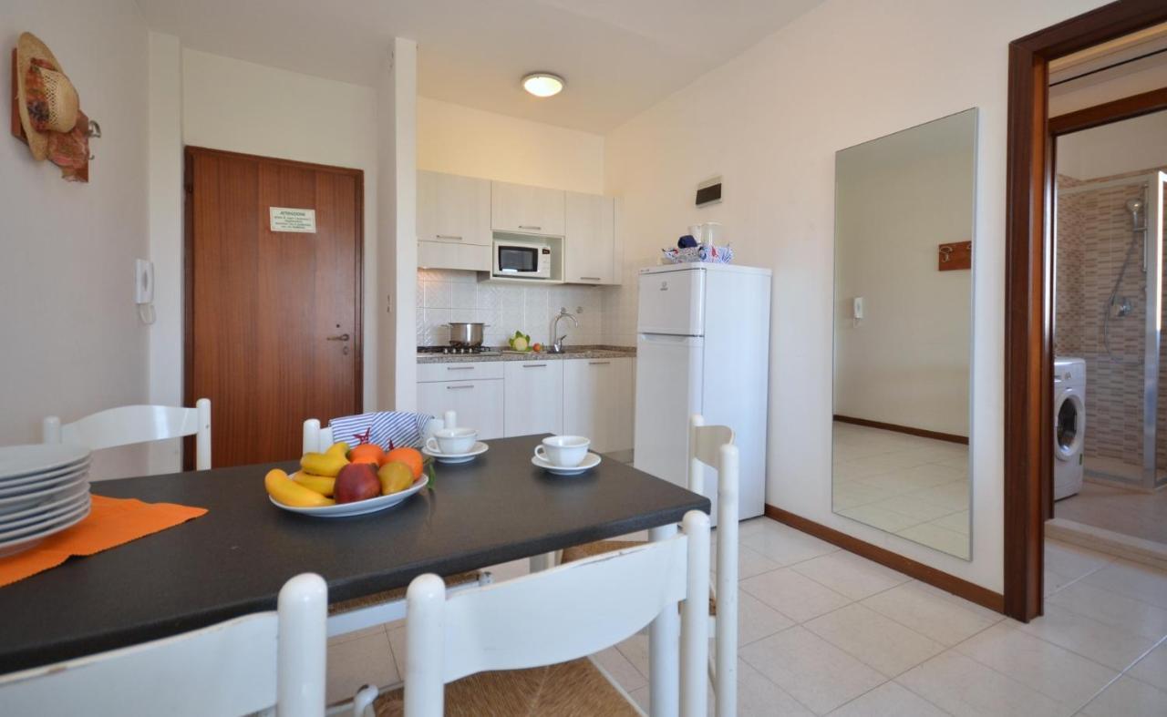 Residenza Alisei Apartamento Lignano Sabbiadoro Exterior foto